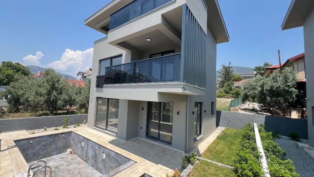 Karaculha villa